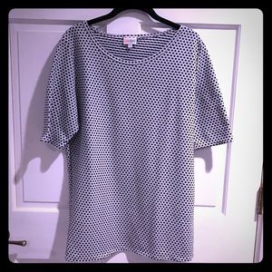 Navy blue and white Lularoe Gigi top